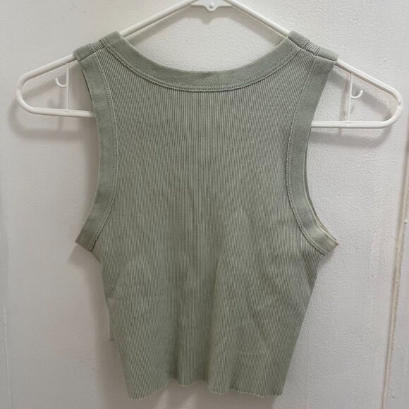 Brandy Melville green cropped tank top - Picture 3 of 3